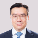 Julian Lee (Executive Director, Finance of Airport Authority Hong Kong)